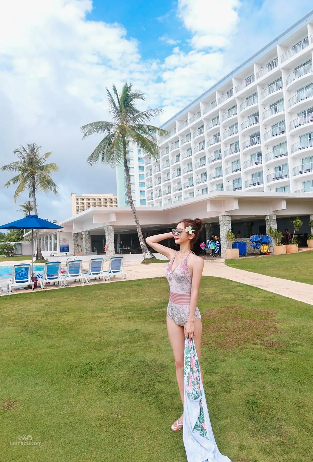 Son Yoon Joo - 2018 Swimsuit Collection Series 2 photo 51