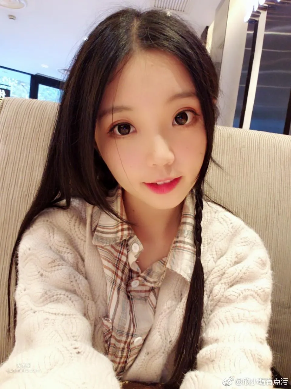 Fresh and Sweet Female Streamer Xin Xiaomeng "Specializing in 2D Otaku Dances" to Please Otaku Friends photo 2