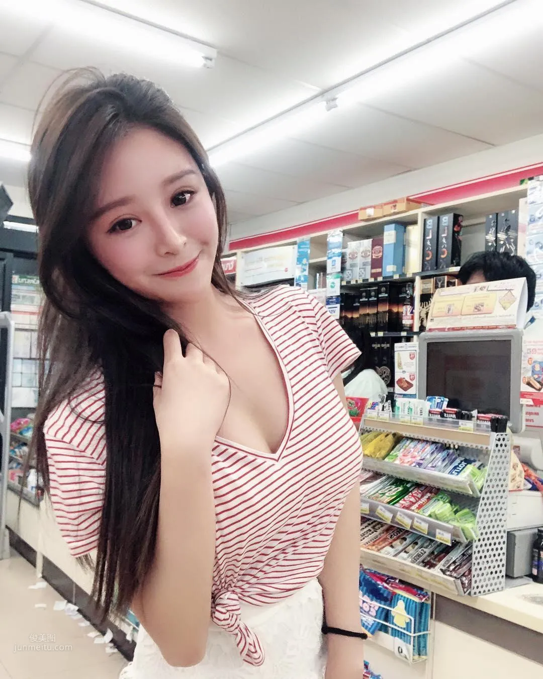 Xie Youxin - Super Sweet and Cute Girl Stunning Debut photo 42