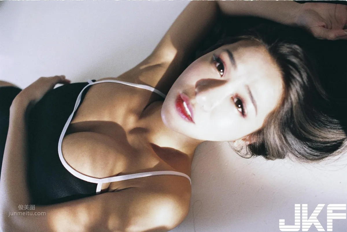 Aqq Cami - Quiet and Gentle Sexy Atmosphere photo 12