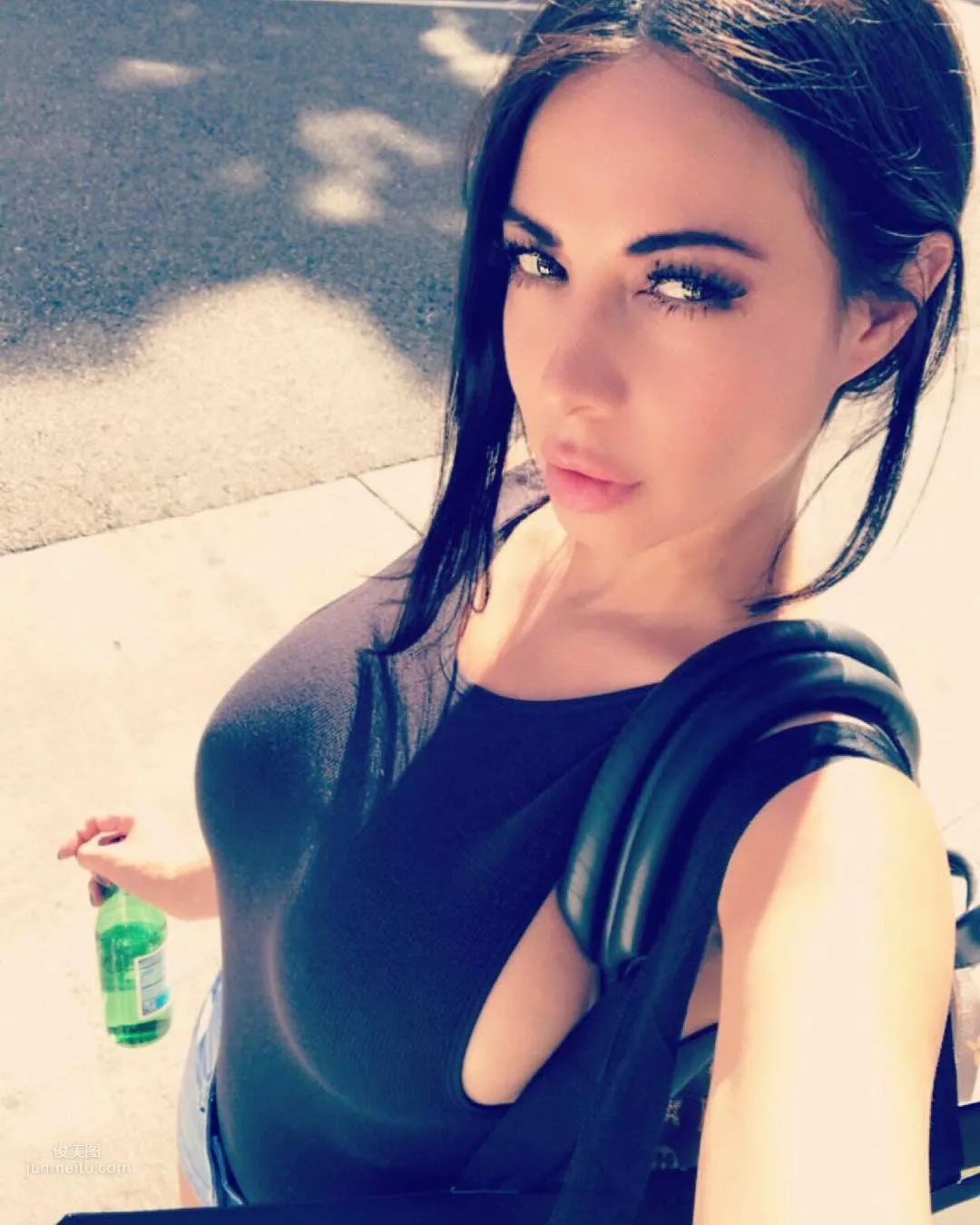 Jimena Sanchez- 强棒出击！体育主播「豪胸丰臀」太抢镜_8
