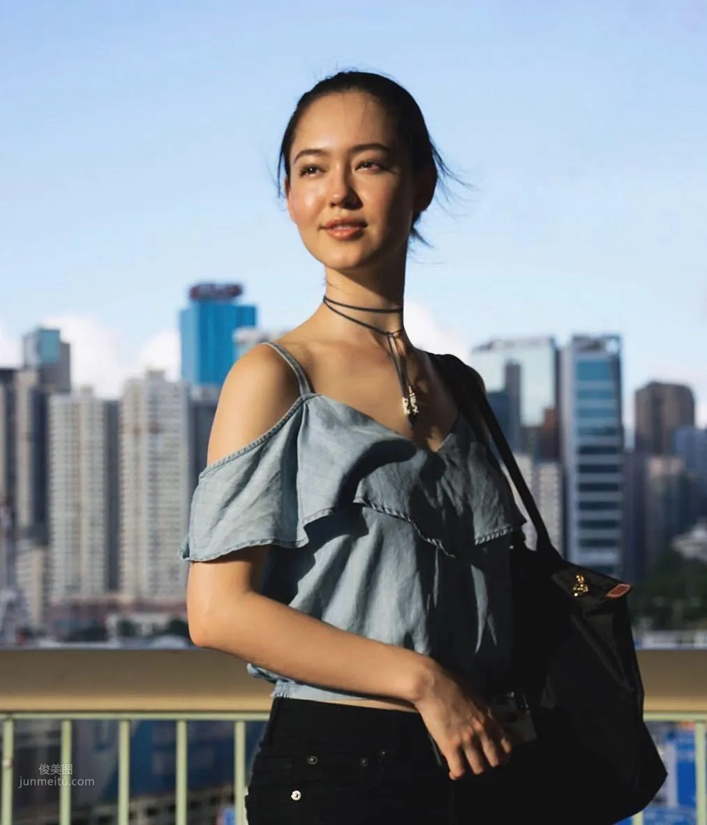智欣(Fiona Fussi)- Chanel的御用红人素颜美照_8