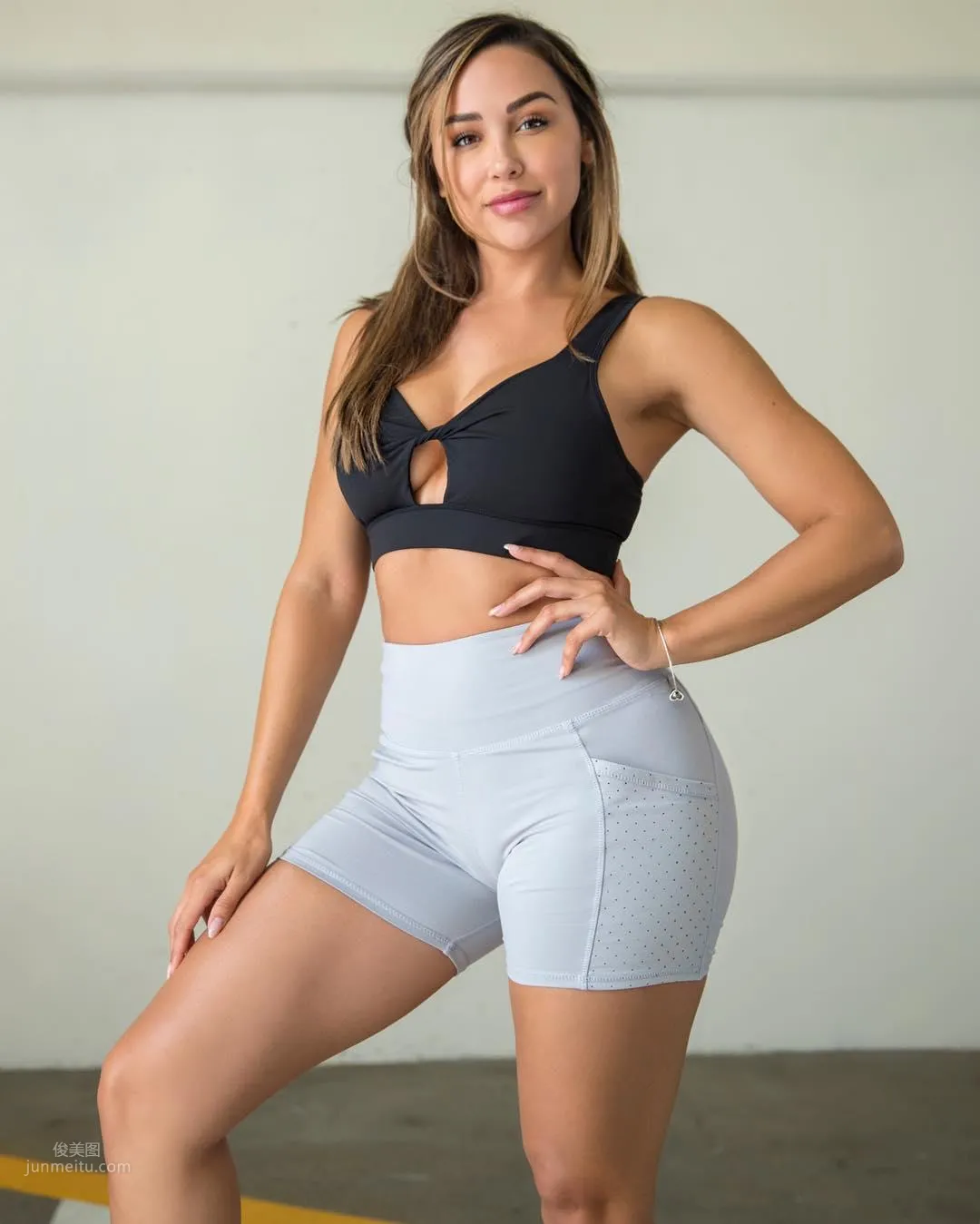 Ana Cheri - Fitness Model, Alluring and Beautiful photo 30