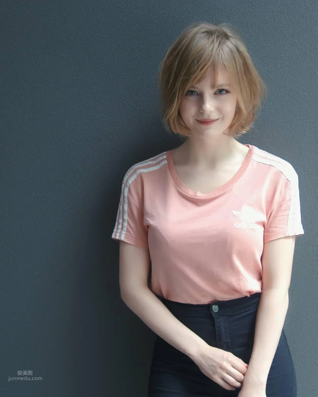 Ella Freya, So Divine! The Ethereal Charm of an Elf-Like Girl Is Too Dreamy photo 6