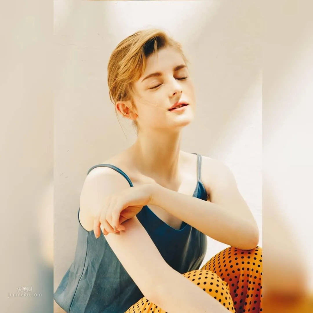 Ella Freya, So Divine! The Ethereal Charm of an Elf-Like Girl Is Too Dreamy photo 10