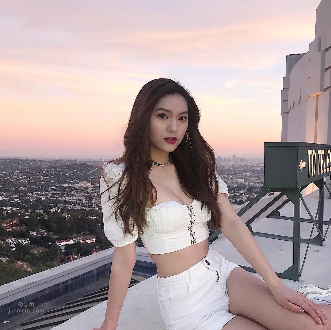 Chen Liangjun - The "White Rich Beauty" Who Made Media Headlines photo 34