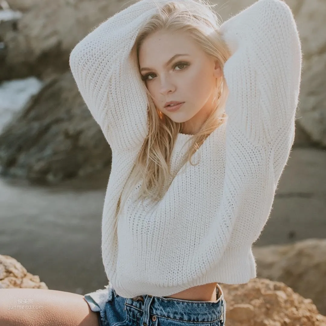 Jordyn Jones, American Post-00s Popular Dancer photo 9