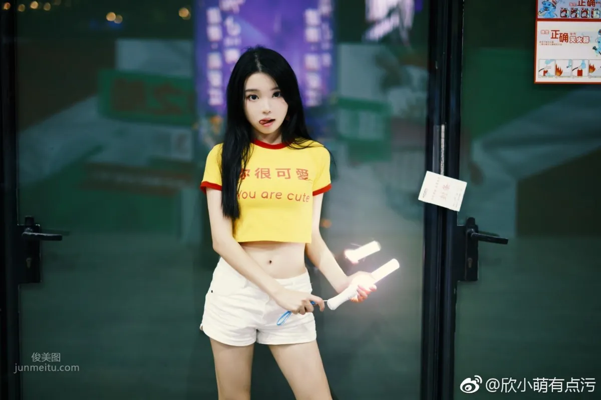 Fresh and Sweet Female Streamer Xin Xiaomeng "Specializing in 2D Otaku Dances" to Please Otaku Friends photo 14