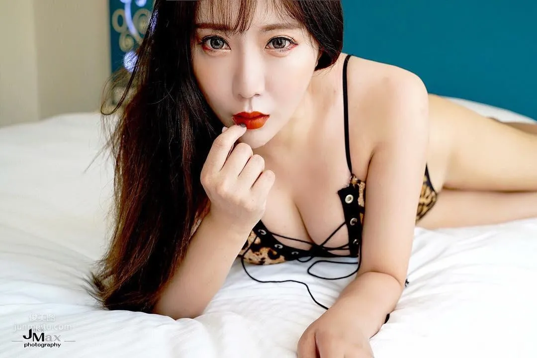 簡優優- 胸前飽滿乳香四溢 7
