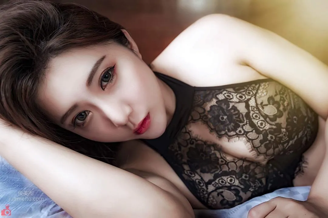 簡優優- 胸前飽滿乳香四溢 5