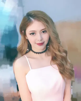 Liz Kim cương- 超可愛越南歌手