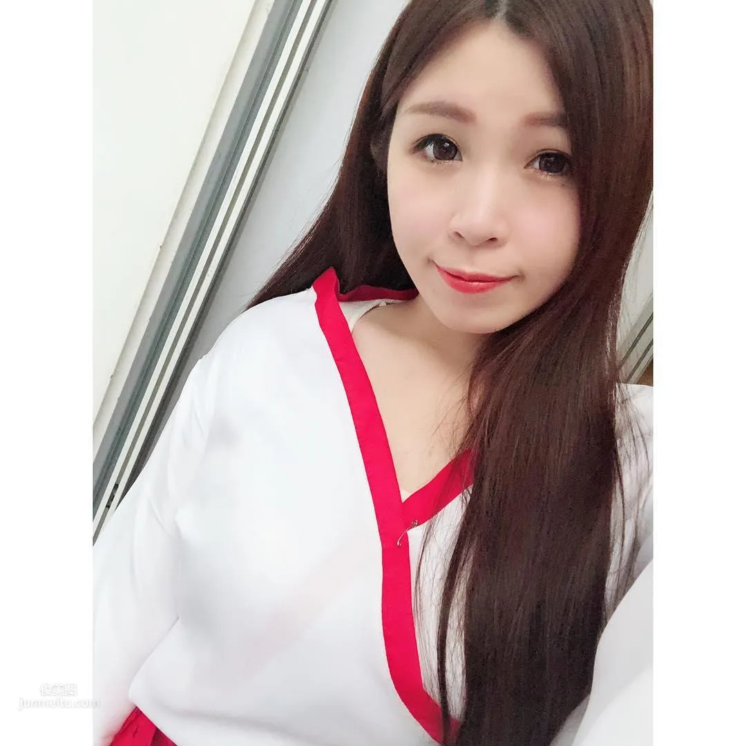 Cai Youyou, Long-Legged Beauty Live Streamer photo 10