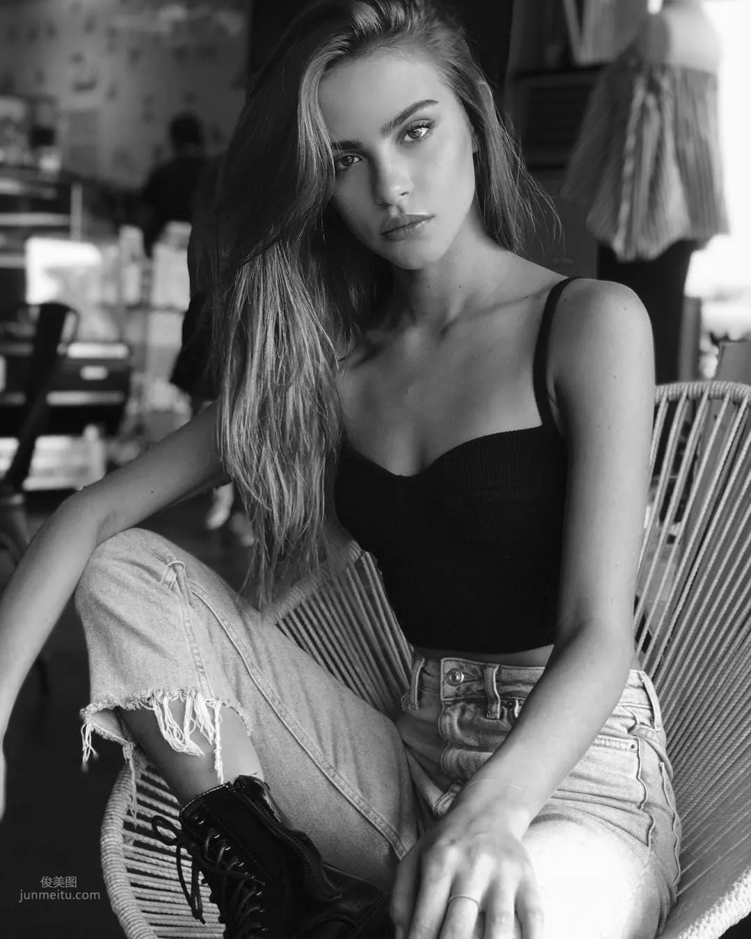 Bridget Satterlee- 馬背上長大的精英模特兒 12
