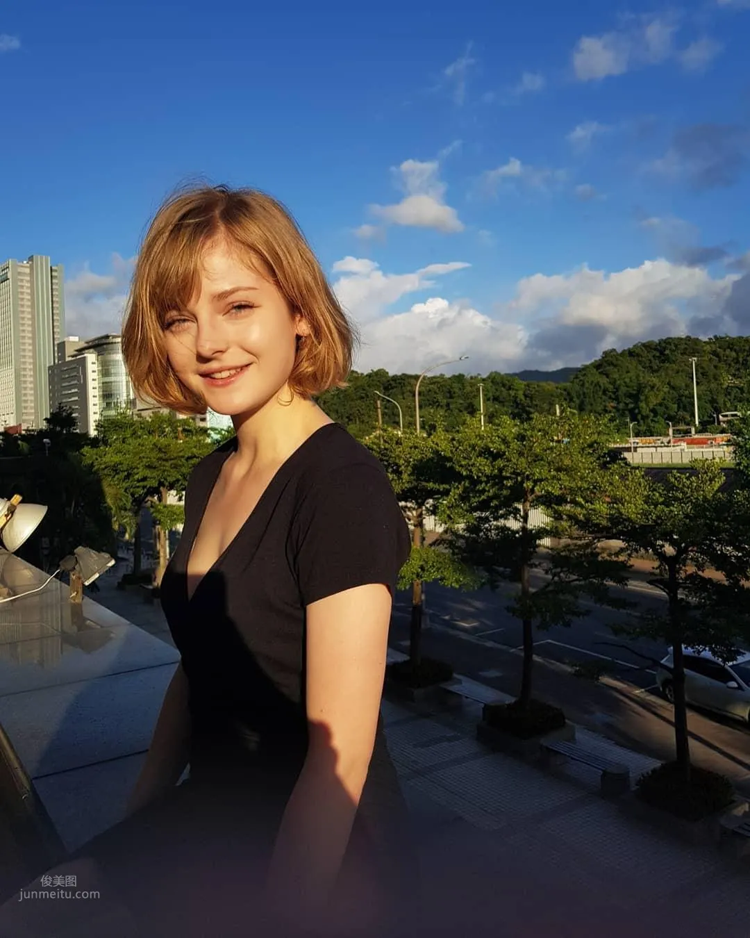 Ella Freya, So Divine! The Ethereal Charm of an Elf-Like Girl Is Too Dreamy photo 8