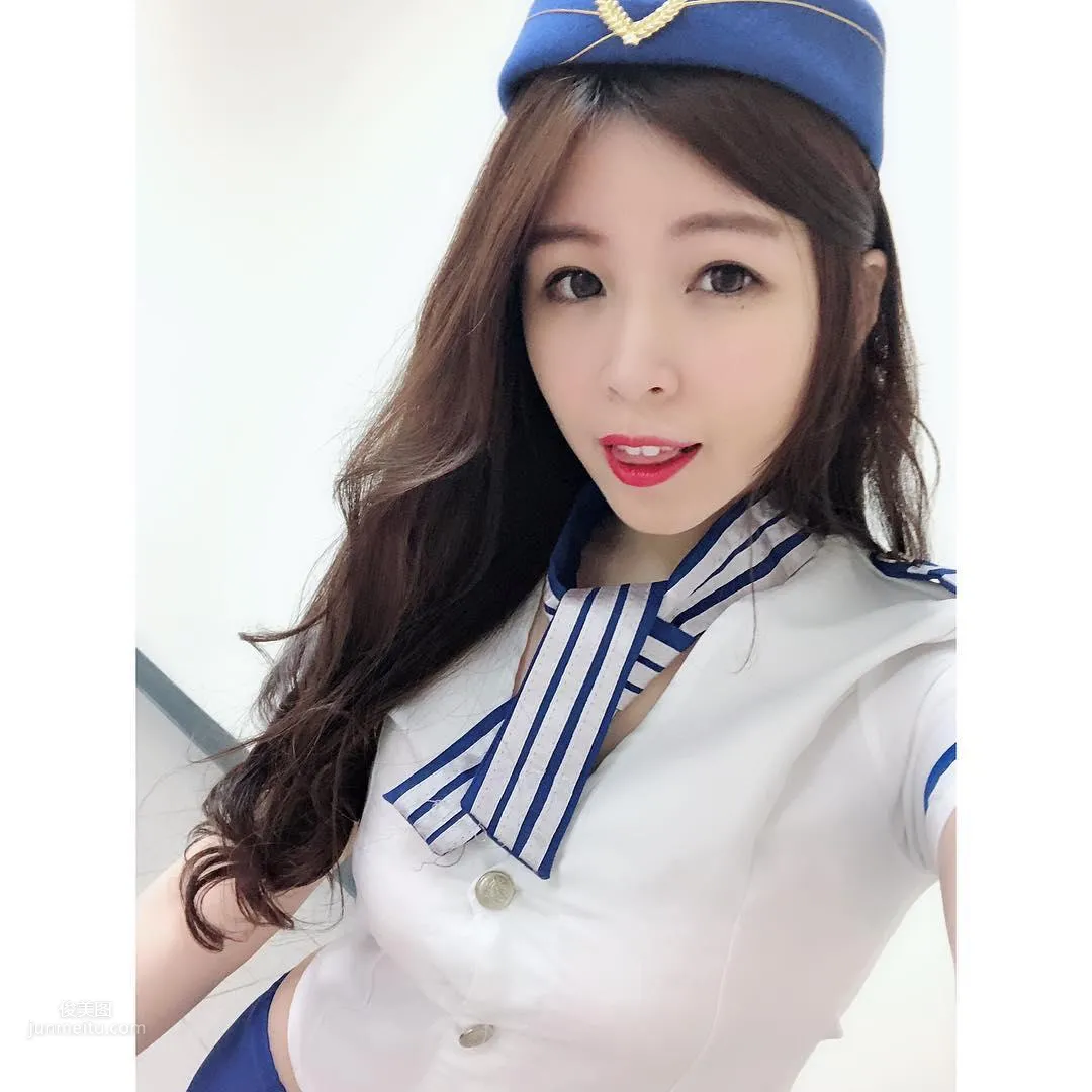 Cai Youyou, Long-Legged Beauty Live Streamer photo 1