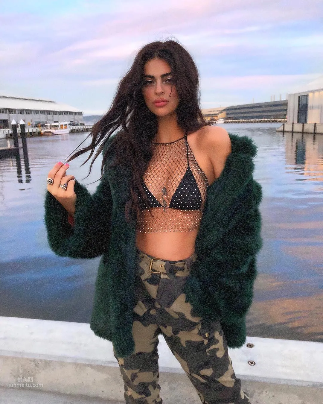 Newsha Syeh, Turkish Hottie Sexy Beautiful Photos photo 11