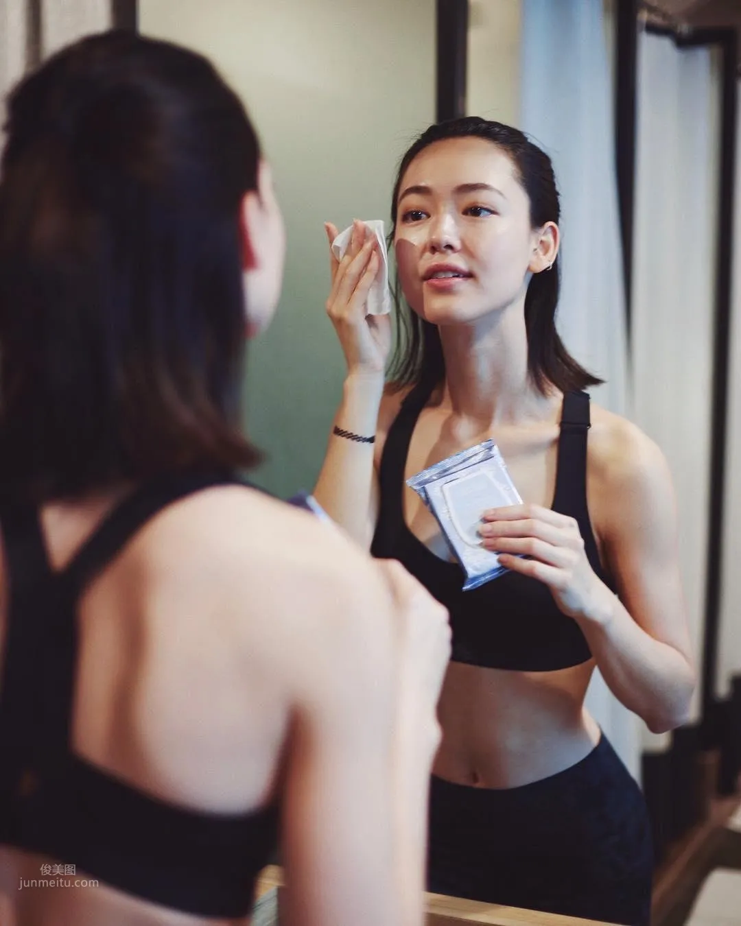 智欣(Fiona Fussi)- Chanel的禦用紅人素顔美照 30