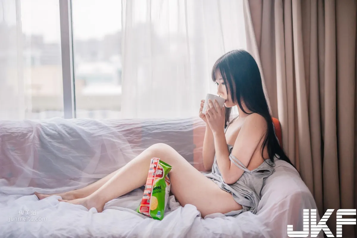 甜美正妹「又又」的青春美體，原汁原味女友感的誘惑之味！ 19