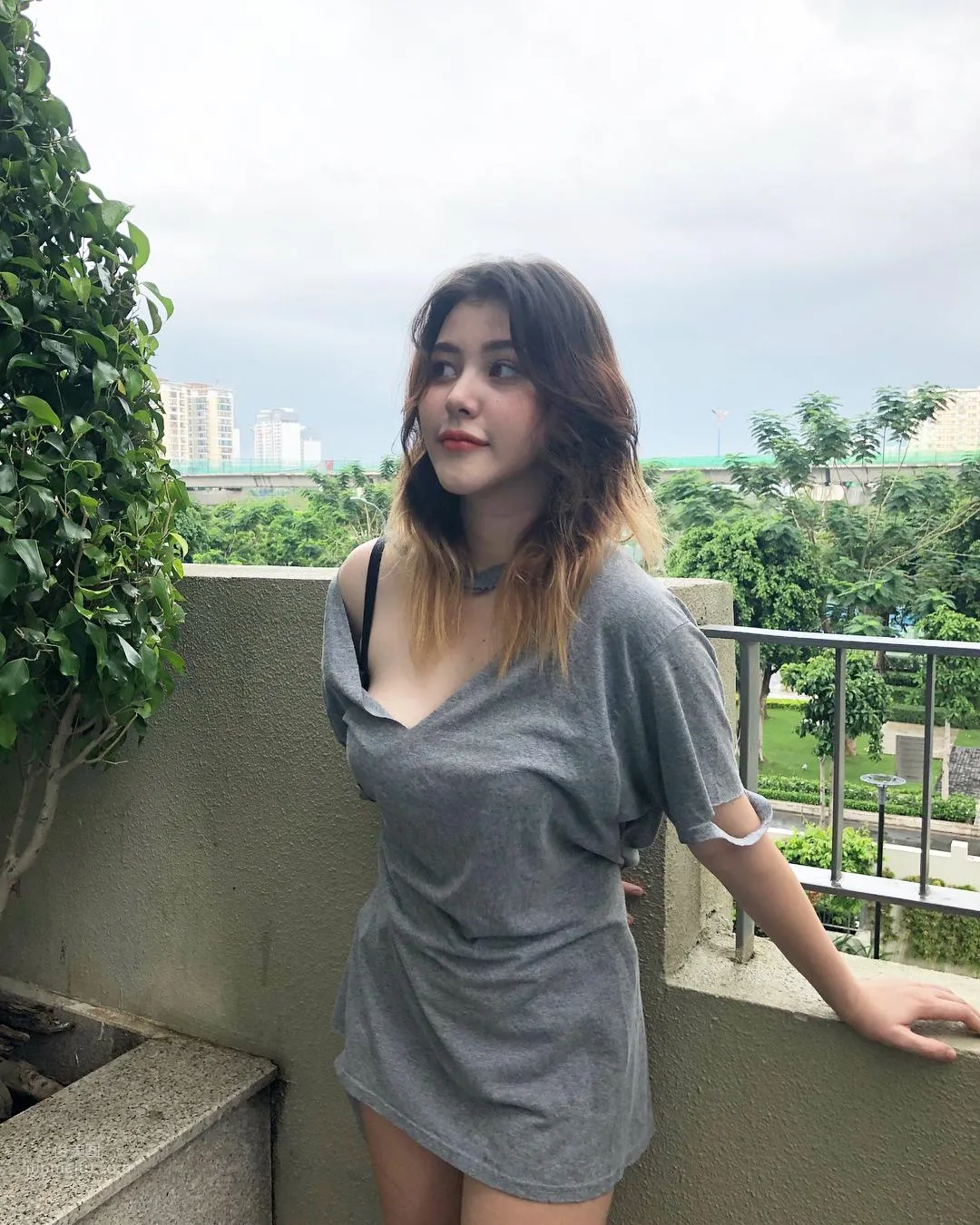 Sunnaaaaaaaaa - French-Vietnamese Mixed-Race 'Ethereal G-Cup Girl' photo 9