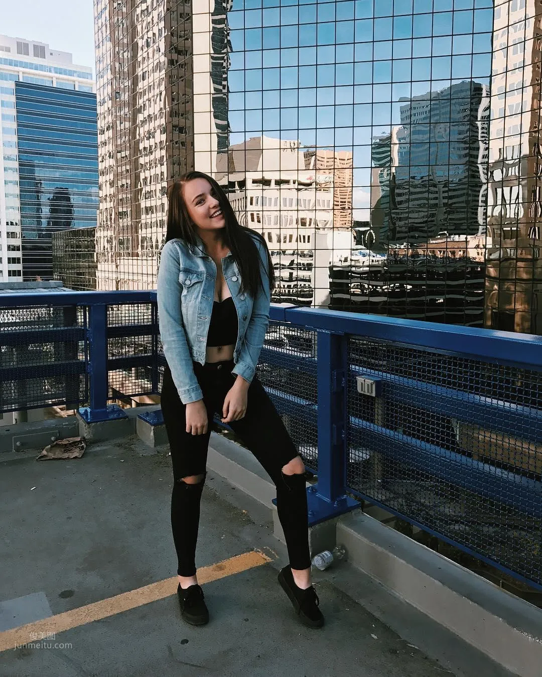 Kendra Rowe - The Millennium Baby Has Grown Up photo 4