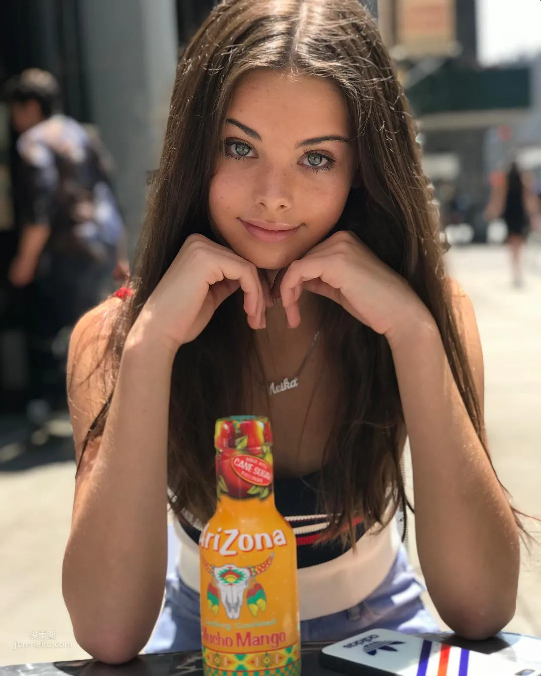 Meika Woollard- 澳洲童星長大了 9