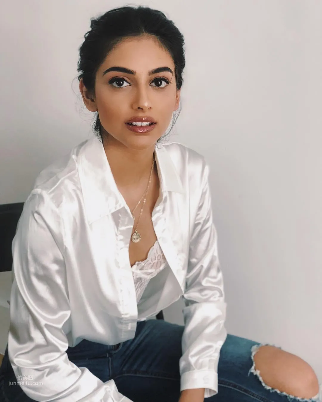 Banita Sandhu- 印裔英國美女私房照 10