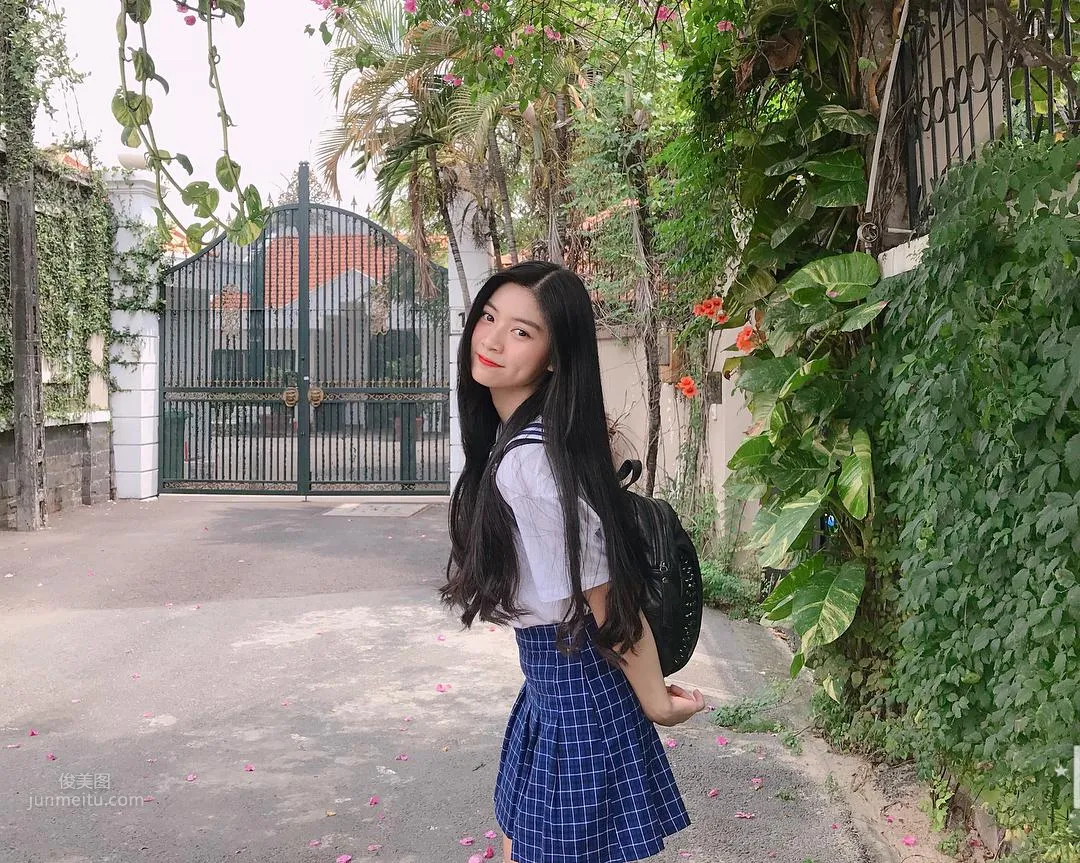 Nam Phuong- 越南好老婆vs青澀美少女 13