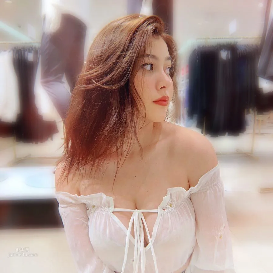 Sunnaaaaaaaaa - French-Vietnamese Mixed-Race 'Ethereal G-Cup Girl' photo 28