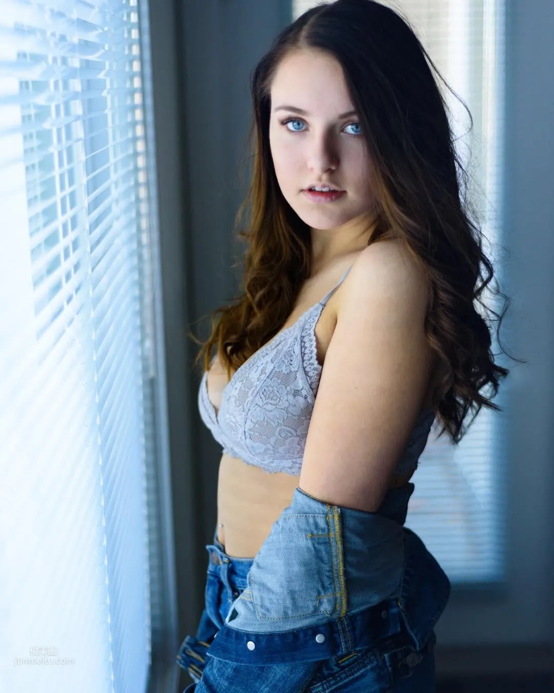 Kendra Rowe - The Millennium Baby Has Grown Up photo 17