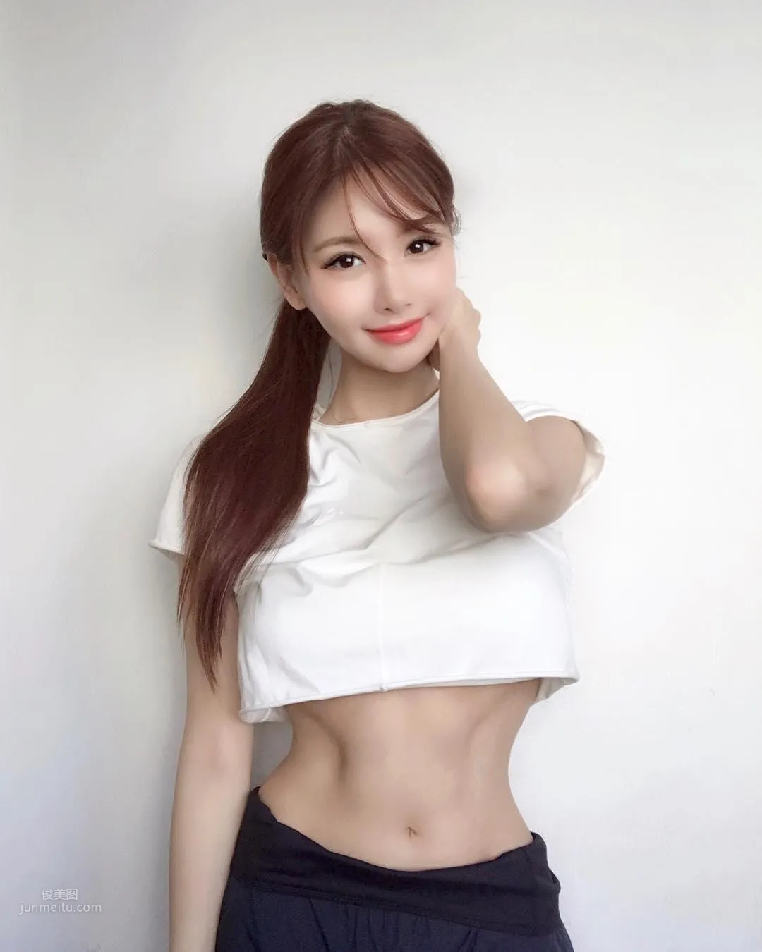 Mermaid Viviv- 韩国健身背心正妹太撩人_41