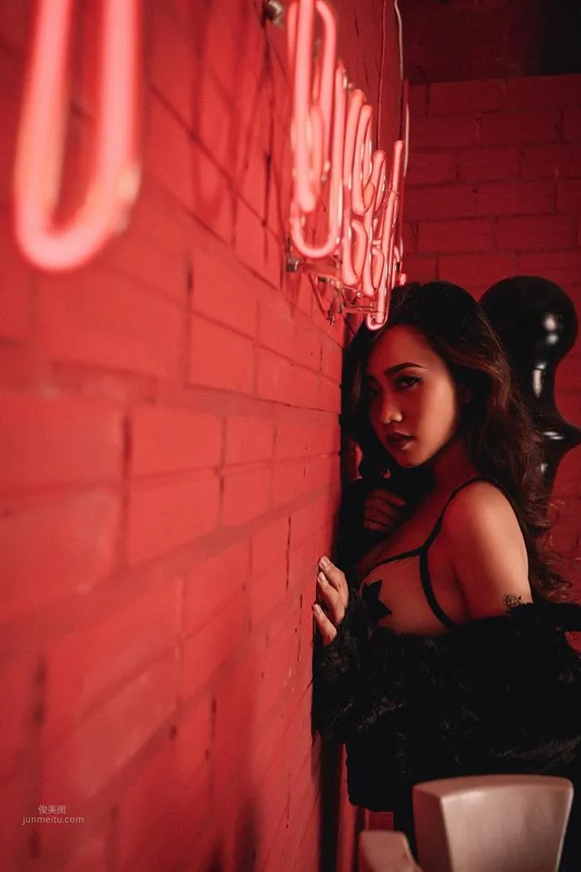豬年第一炮 送上「大」紅越南美女Nguyễn Như Quỳnh 56