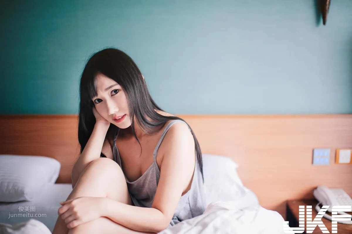 甜美正妹「又又」的青春美體，原汁原味女友感的誘惑之味！ 3