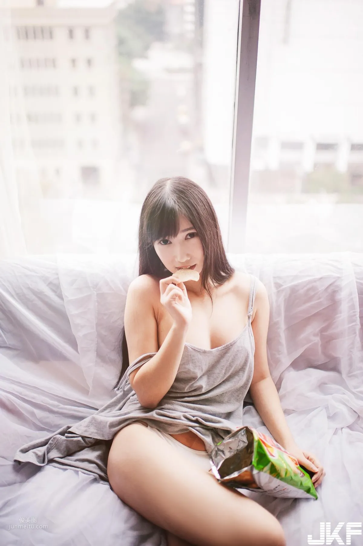 甜美正妹「又又」的青春美體，原汁原味女友感的誘惑之味！ 9