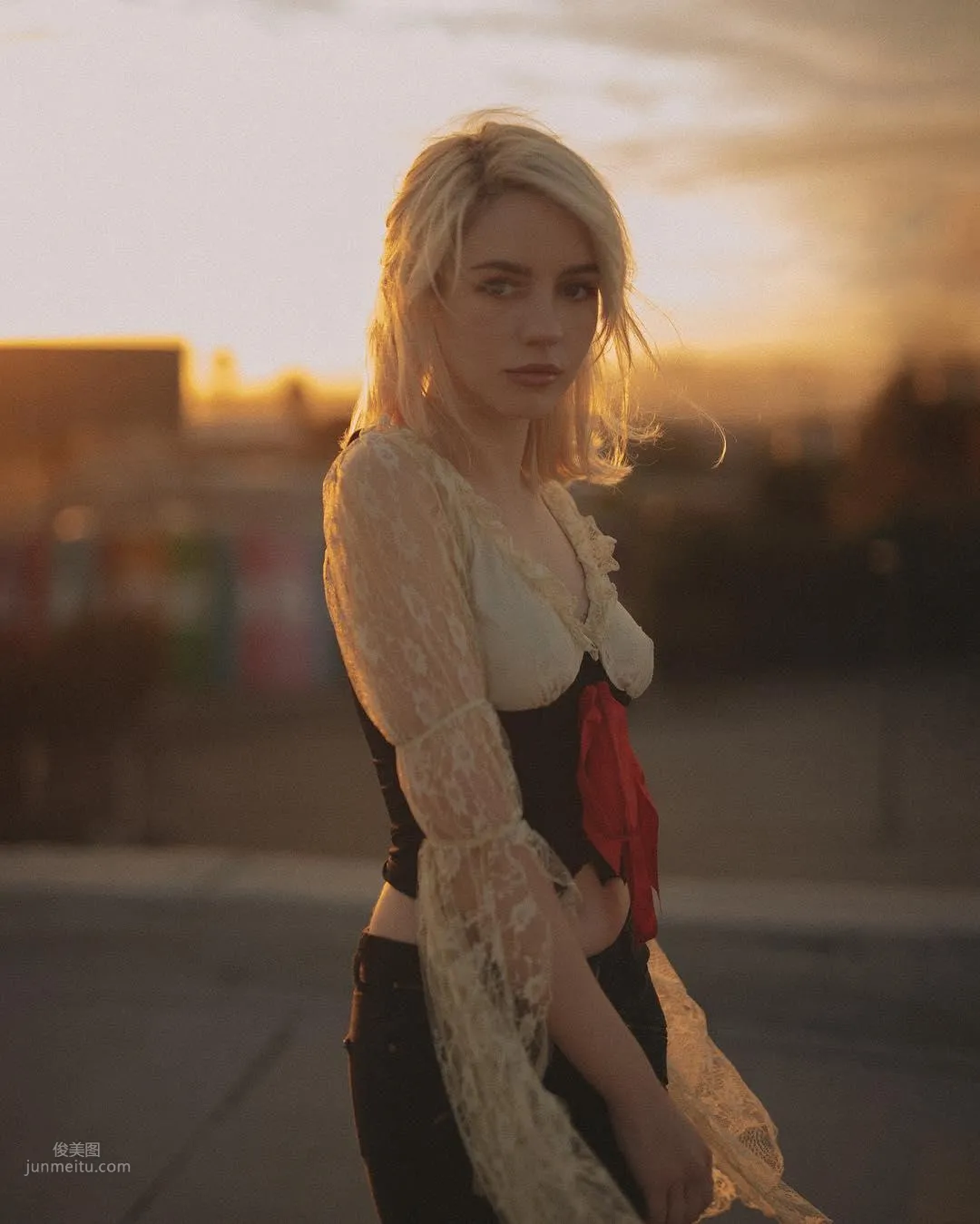 Haley Warr - Angel Beauty with 'Too Much Charm', You Get Addicted Before You Know It photo 23
