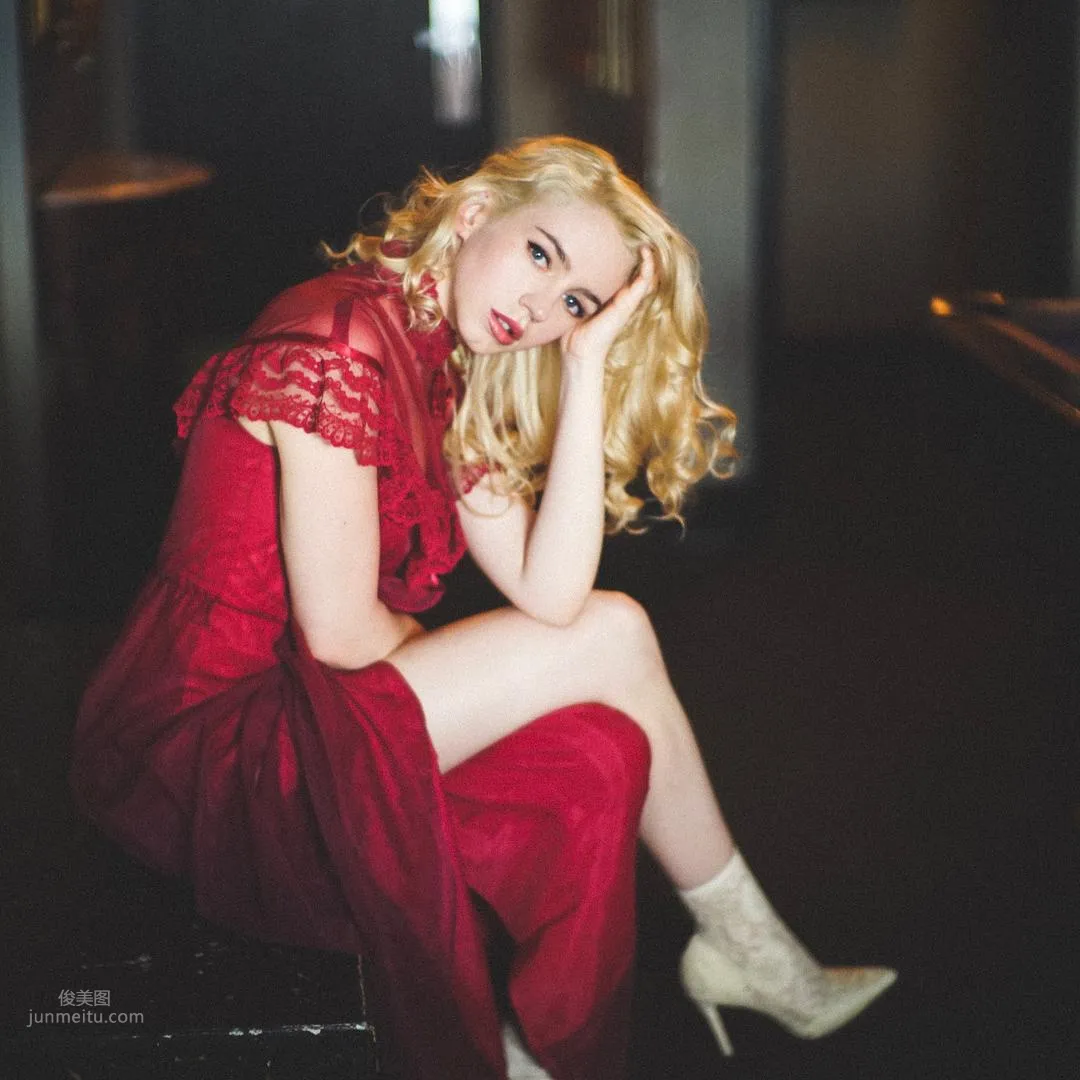 Haley Warr - Angel Beauty with 'Too Much Charm', You Get Addicted Before You Know It photo 10