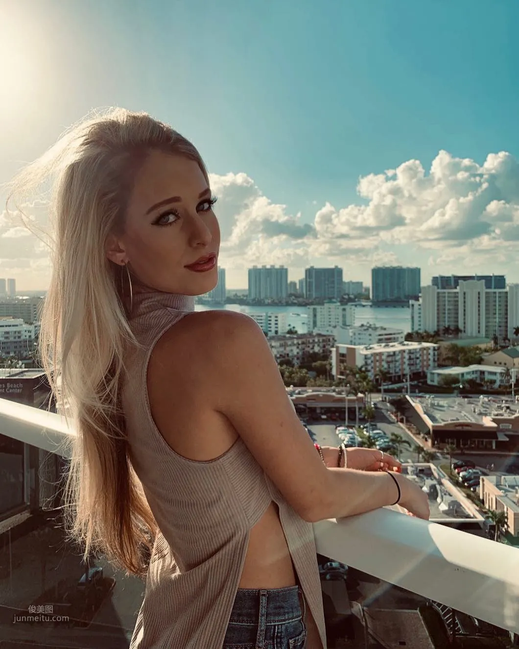 Let the Fight Begin! Boxing Beauty Olivia Squires, Super Domineering photo 20