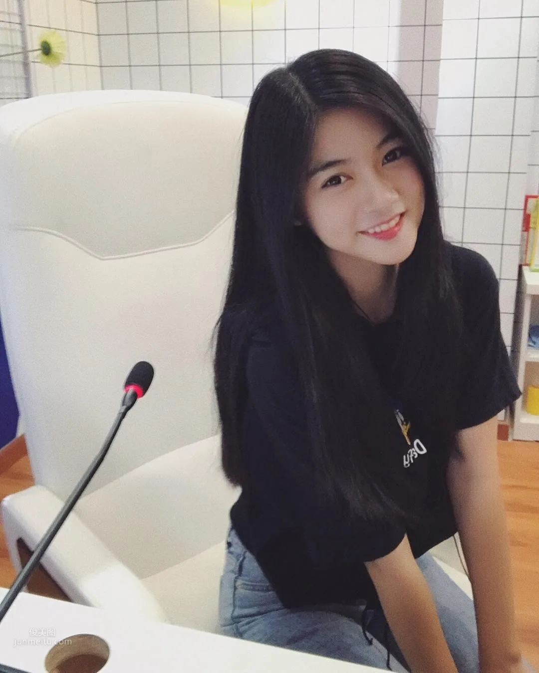 Nam Phuong- 越南好老婆vs青澀美少女 16