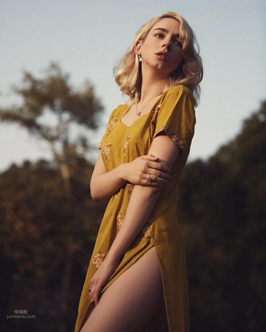 Haley Warr - Angel Beauty with 'Too Much Charm', You Get Addicted Before You Know It photo 25