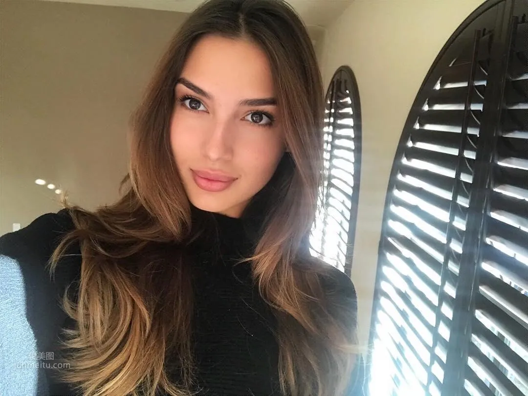 Valeriya Lapidus - Spanish Model with 3-Nation Mixed Blood photo 33