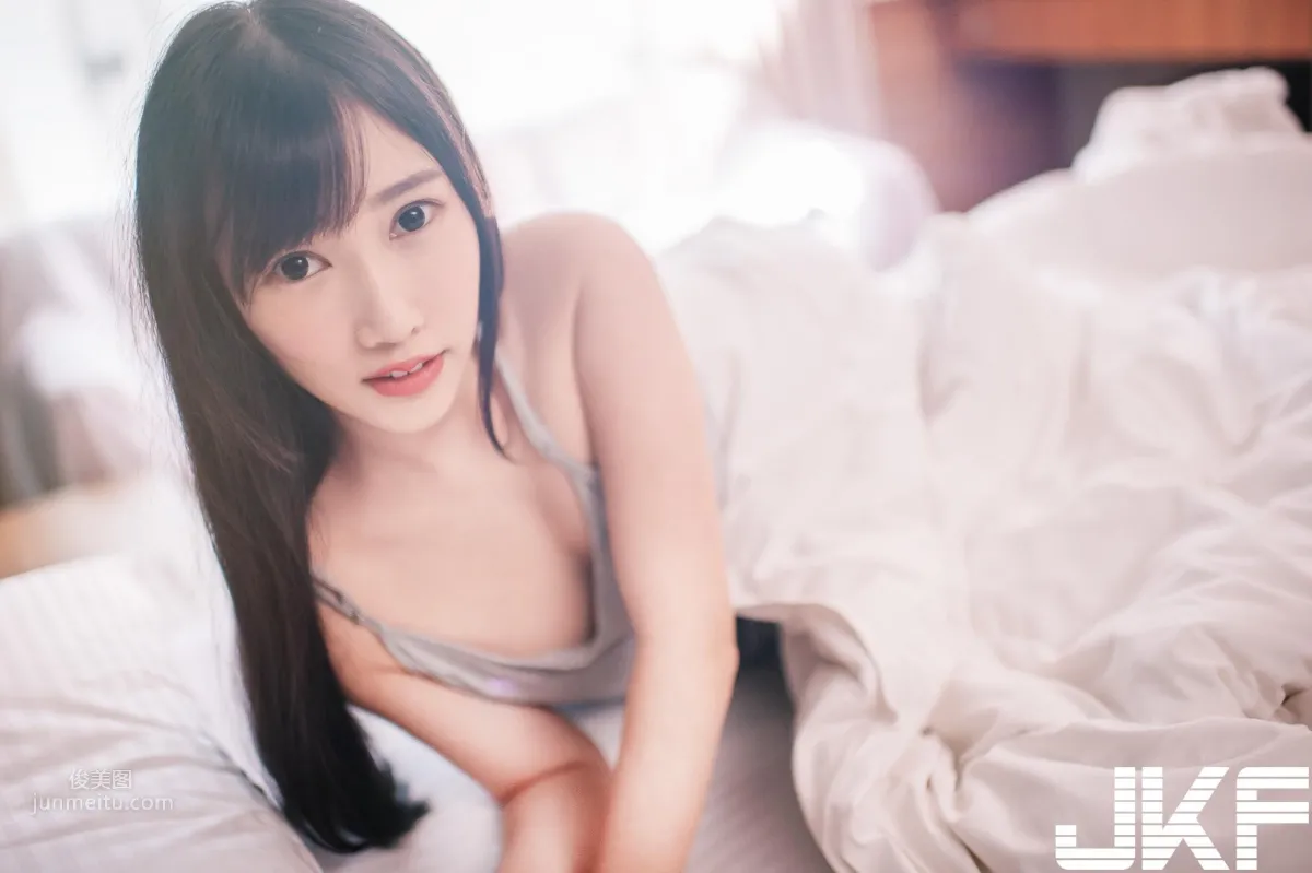 甜美正妹「又又」的青春美体，原汁原味女友感的诱惑之味！_1