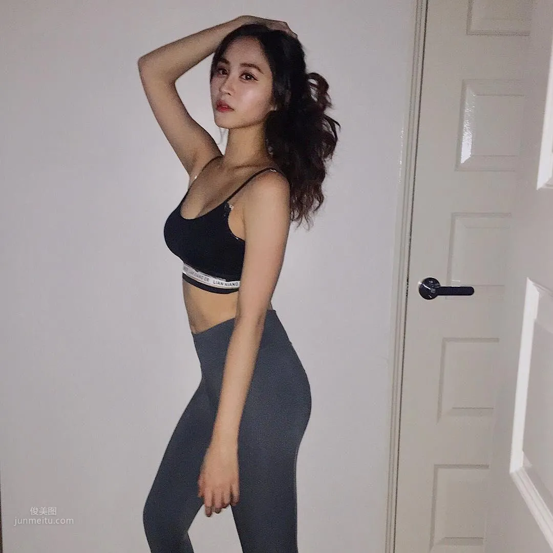 Wu Minli Frees Her Great Figure, Hot Curves Are Intoxicating photo 22
