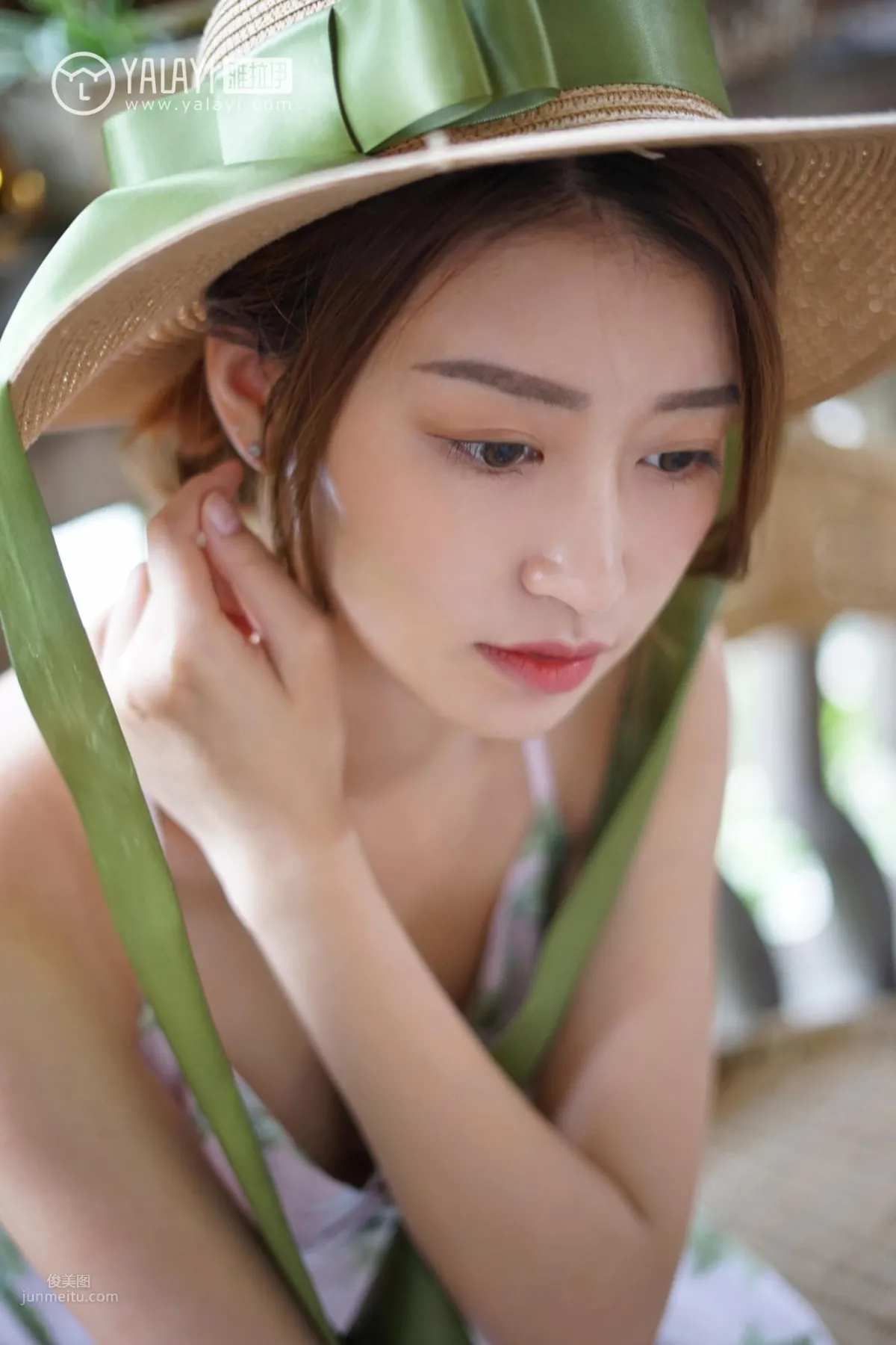 [YALAYI雅拉伊] 2018.07.30 No.035 下雨天你在思念誰 飾媛 22