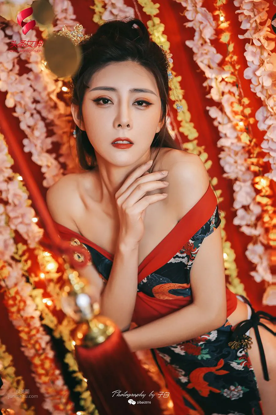 Xiaoxi Mo: TouTiao Goddess photo 3