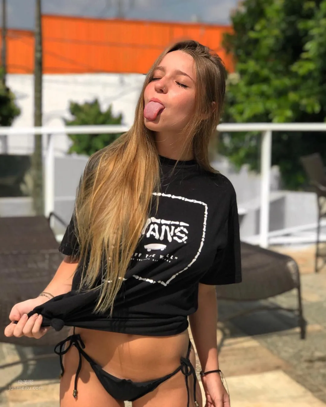 18-Year-Old Brazilian Girl Raphaella Bonaldi Sobral Beautiful Photos photo 37