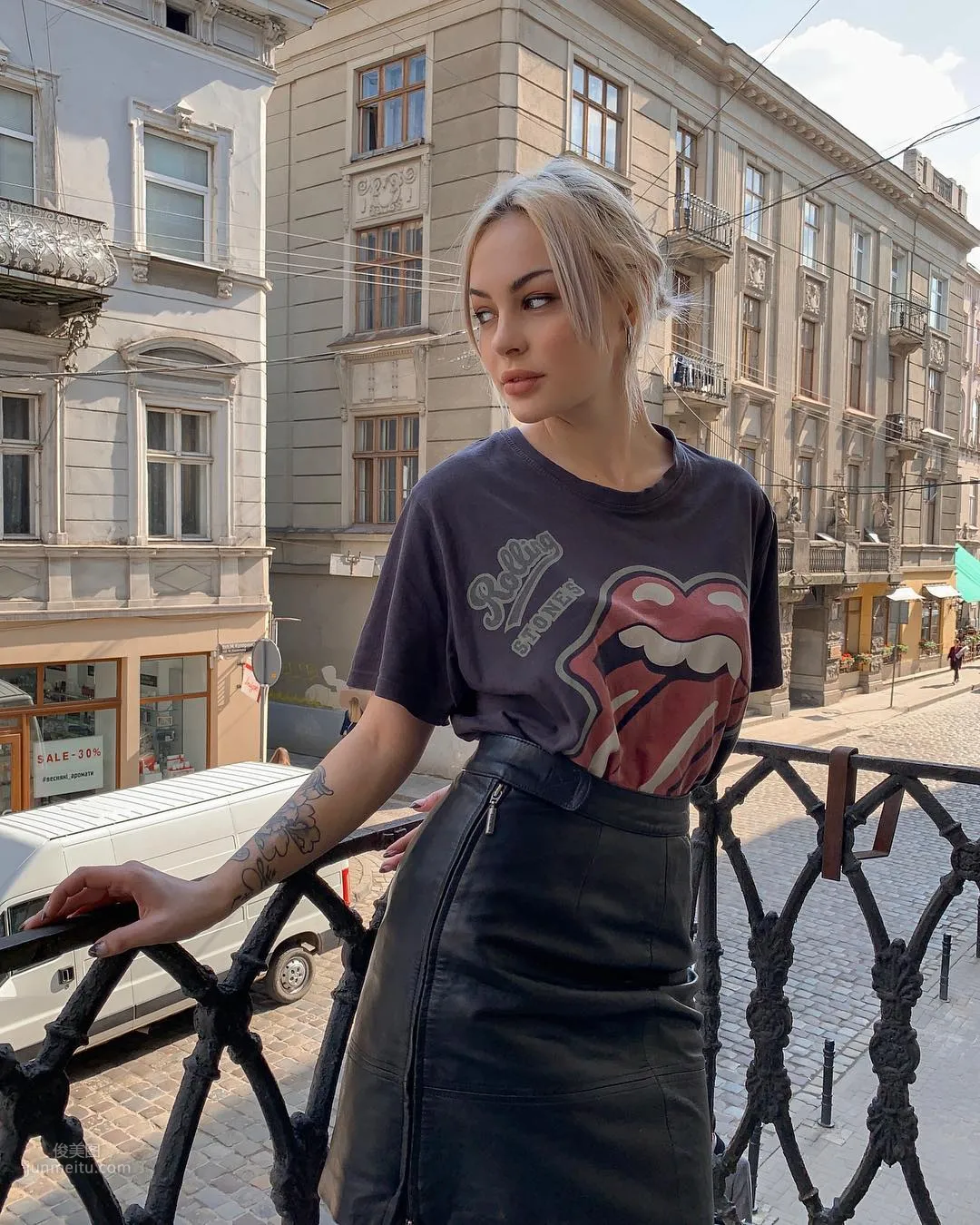 戰鬥民族妹子Марта 顔值高且身材火辣 19
