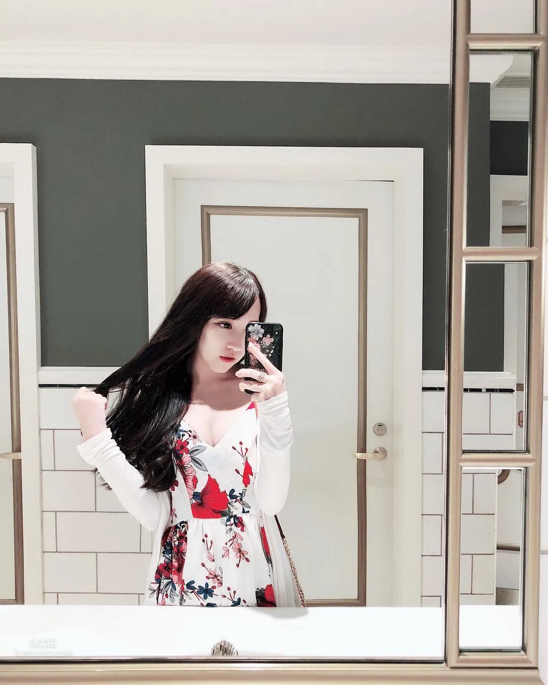 Li Yiting: Elle photo 9