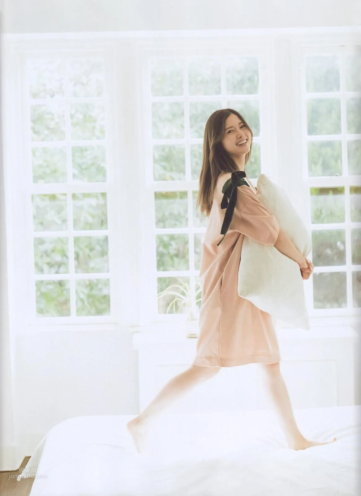 Mai Shiraishi, Shiraishi Mai - Platinum FLASH, 2019.03.08 photo 9