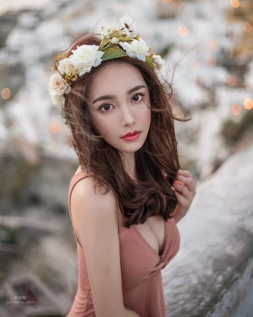Big-Bust Version of Angela Baby Xiao Qingwa Jumps Into Your Heart photo 24