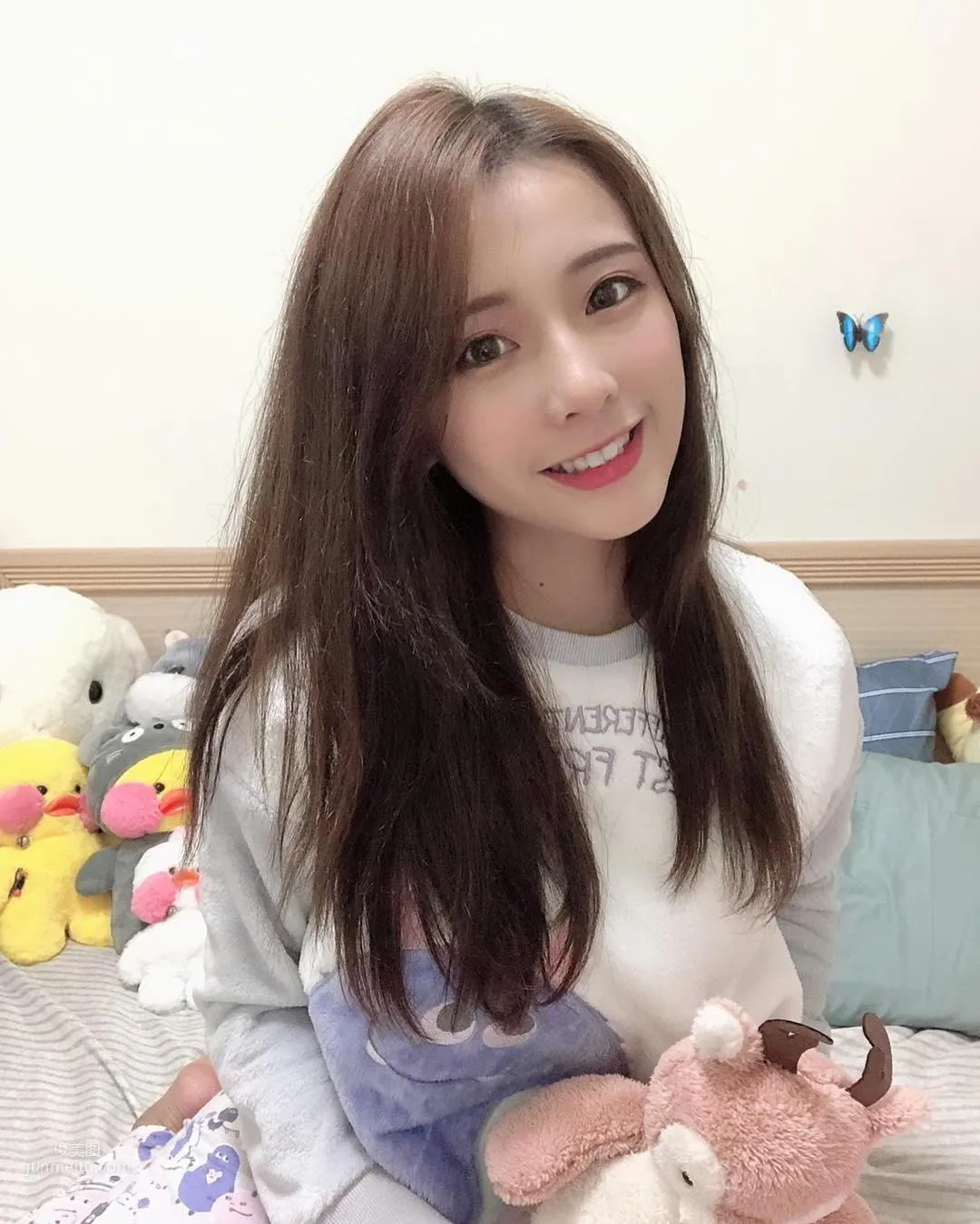 紅豆餅女神蕭卉君，氣質美若天仙，驚現爆好身材 11