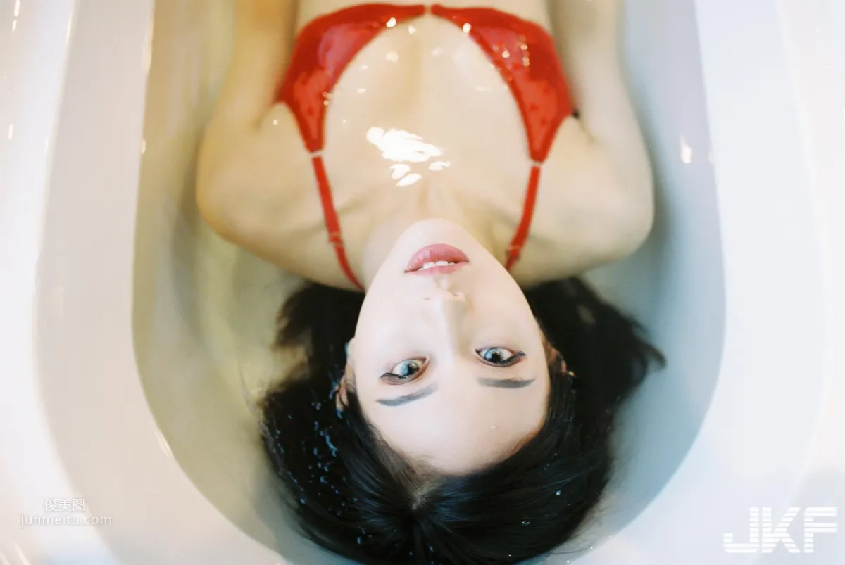 天菜型9頭身白皙美腿正妹「Jessie」的大膽細寬丁情欲誘惑！ 20